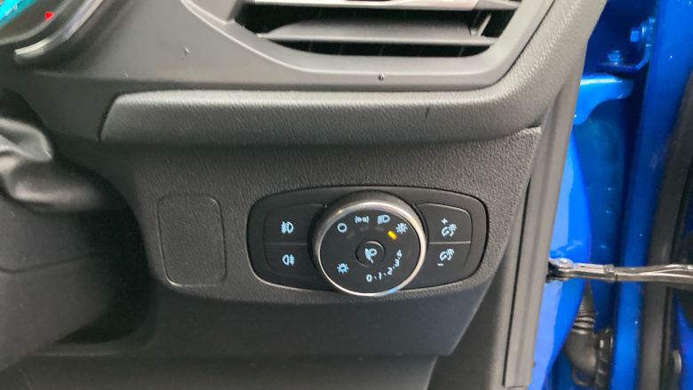 Ford Focus 1.0 EcoBoost Hybrid mHEV 155 Titanium 5dr Petrol Hatchback